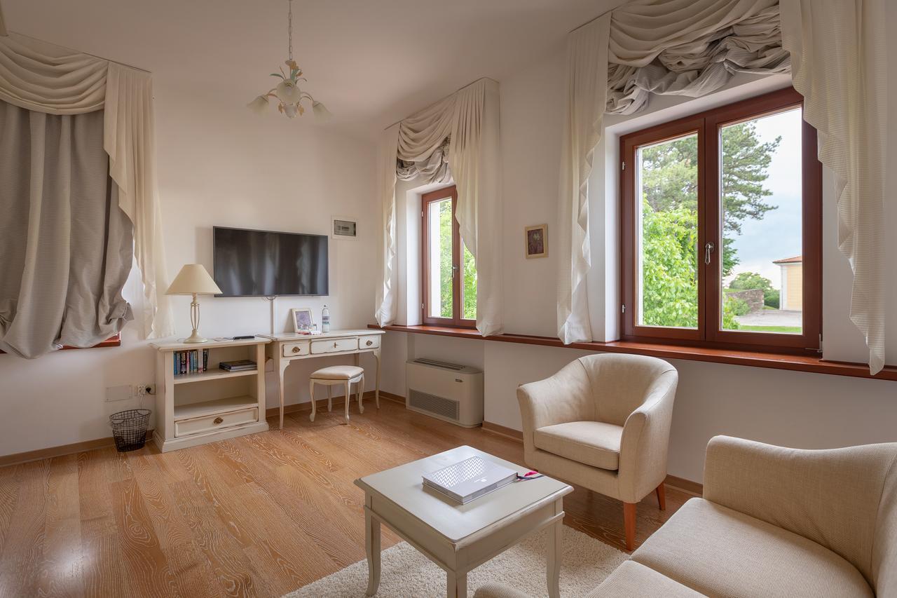 Palazzo Angelica B&B Adults Only Oprtalj Exterior photo