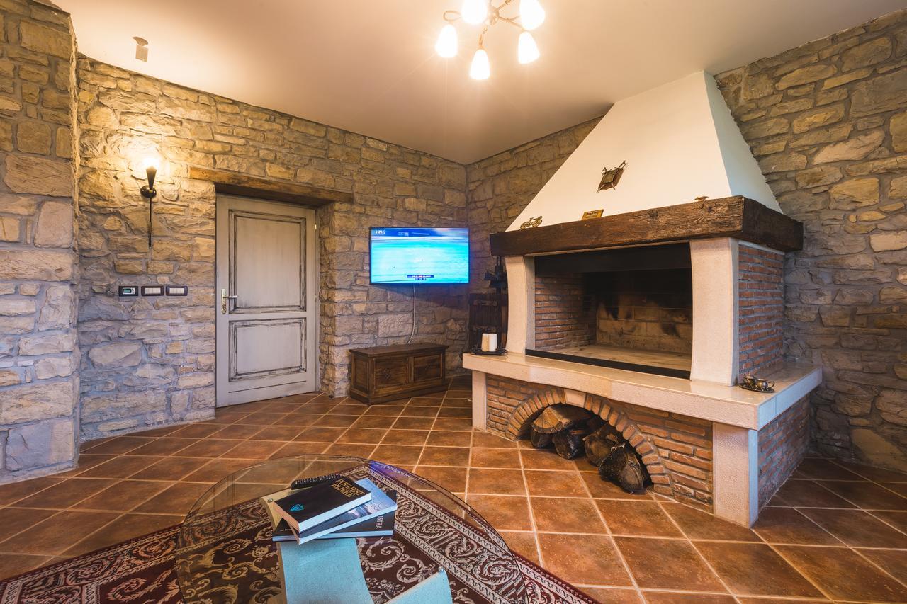 Palazzo Angelica B&B Adults Only Oprtalj Exterior photo